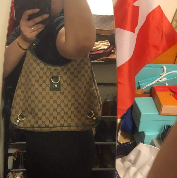 SOLD Authentic Gucci tote or best offer - Picture 5 of 10